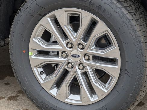 New 2025 Ford F150 Lariat w/ Equipment Group 502A High image 10