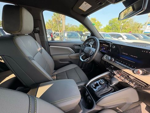 New 2026 Chevrolet Colorado ZR2 AWD/4WD image 25