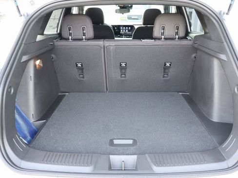 New 2026 Chevrolet Trax RS w/ Sunroof Package image 28