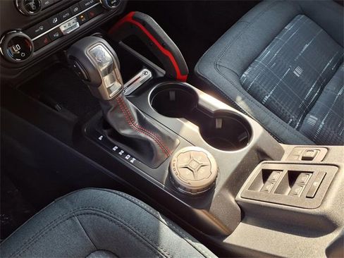 New 2025 Ford Bronco Heritage Edition image 14