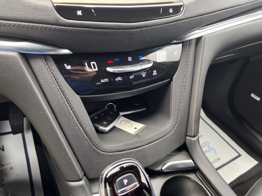 Used 2023 Cadillac XT5 Premium Luxury AWD/4WD image 22