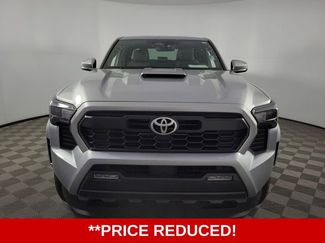 Used 2024 Toyota Tacoma TRD Sport AWD/4WD video 2