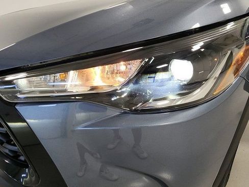 Certified 2024 Toyota Corolla Cross LE AWD/4WD image 24
