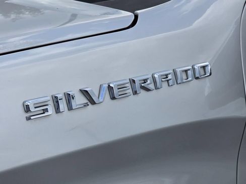 Used 2020 Chevrolet Silverado 1500 LT AWD/4WD image 24