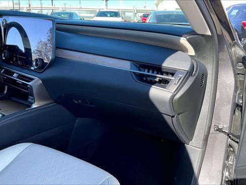 Used 2025 Lexus RX 350 Premium Plus image 15