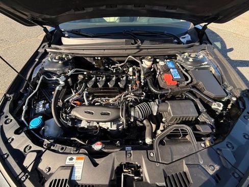 Used 2023 Honda Accord EX image 11