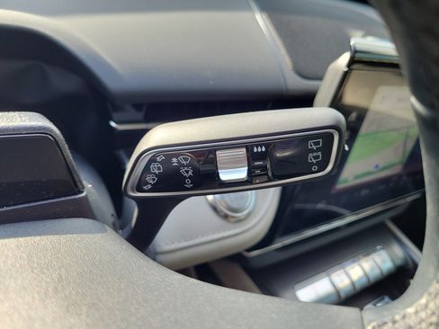 Used 2025 Lincoln Nautilus Reserve AWD/4WD image 32
