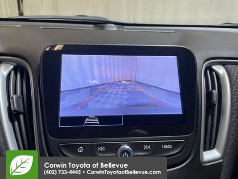 Used 2023 Chevrolet Malibu LT image 20