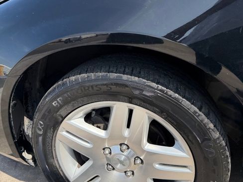 Used 2014 Chevrolet Impala LT w/ LT Sunroof Package image 3