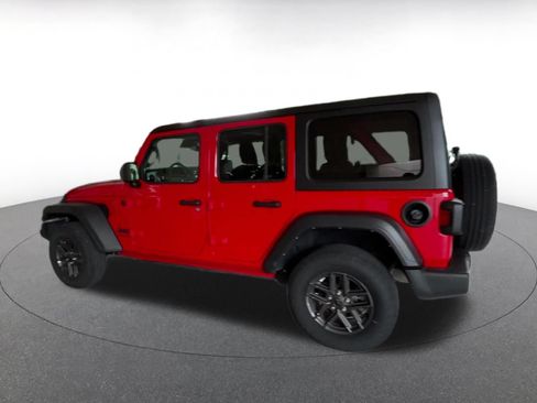 Used 2025 Jeep Wrangler Unlimited Sport AWD/4WD image 9