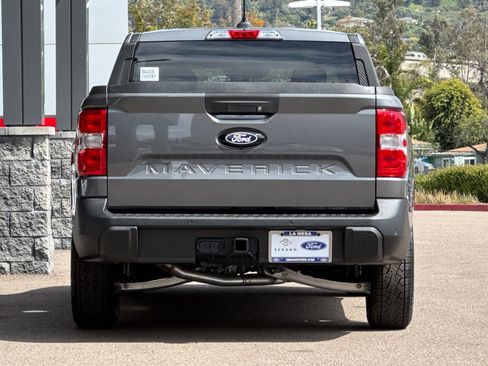 New 2025 Ford Maverick XLT w/ XLT Luxury Package image 4