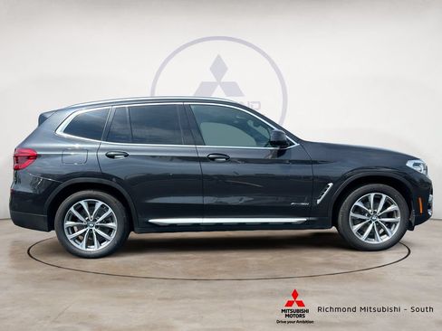 Used 2018 BMW X3 xDrive30i AWD/4WD image 2