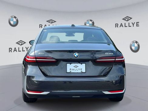 Used 2026 BMW 530i xDrive w/ Premium Package AWD/4WD image 6