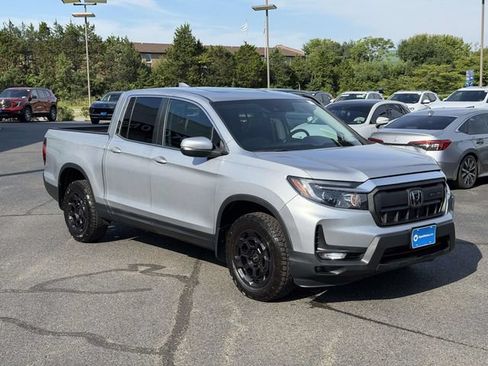 Certified 2025 Honda Ridgeline RTL+ image 1