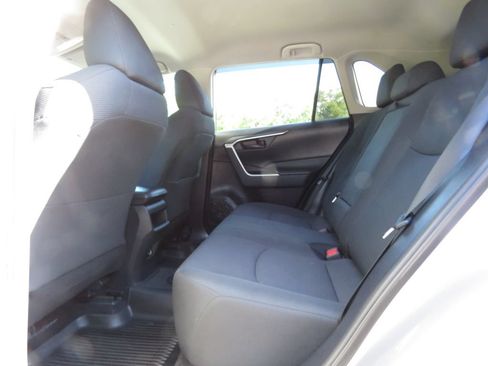 Used 2020 Toyota RAV4 LE w/ All Weather Liner Package AWD/4WD image 19