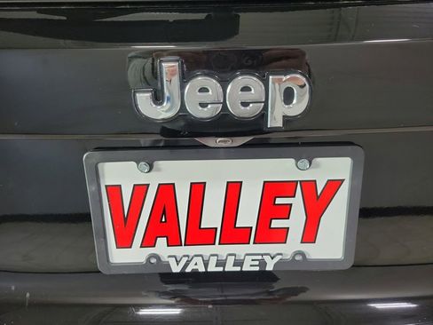 Used 2019 Jeep Renegade Latitude image 16