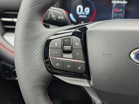 New 2026 Ford Explorer ST-Line image 31