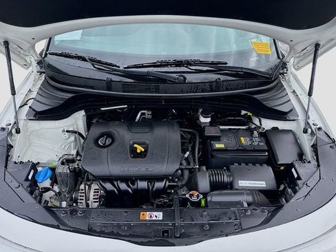 Used 2023 Kia Soul GT-Line image 32