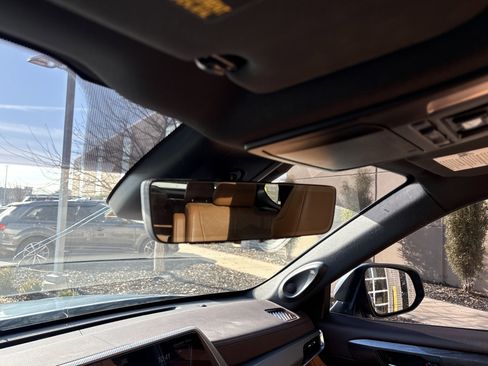 Used 2022 Toyota Highlander Platinum image 26