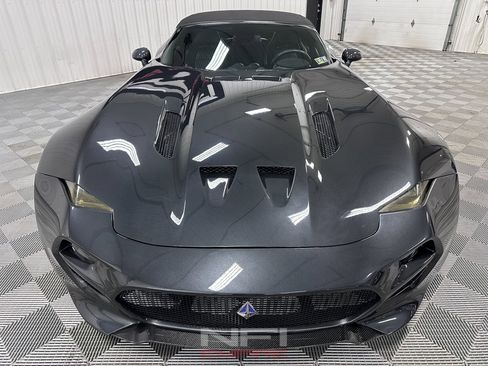 Used 2014 SRT Viper GTS w/ GTS Laguna Interior Package RWD image 8