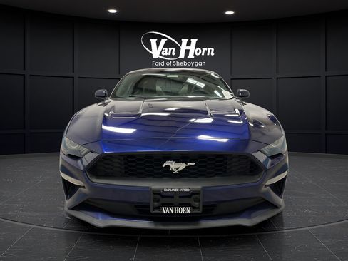 Used 2020 Ford Mustang Coupe RWD image 2