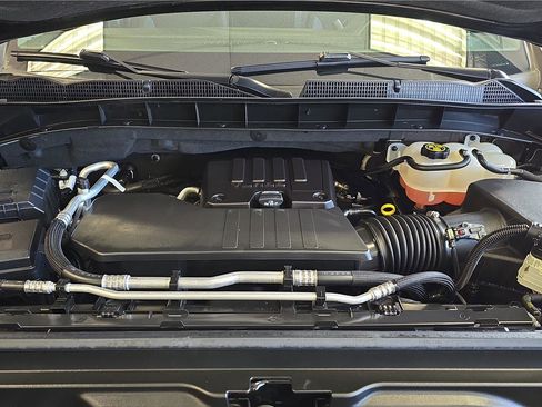 Used 2023 GMC Sierra 1500 Elevation image 29