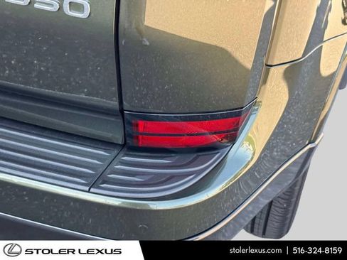 Used 2025 Lexus GX 550 w/ Accessory Package (2T) AWD/4WD image 14