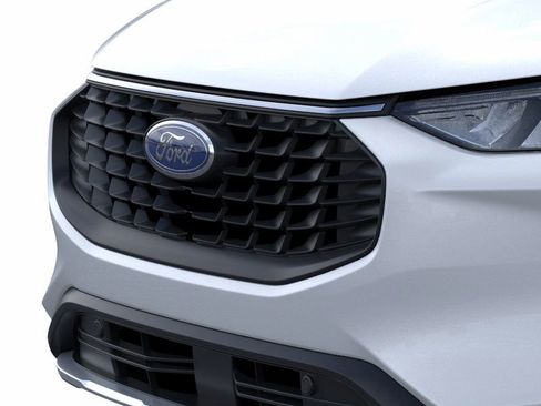 New 2026 Ford Escape Base w/ Class II Trailer Tow Package image 17