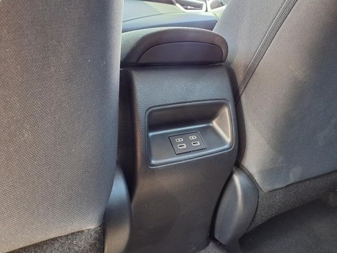 Used 2025 Toyota Corolla LE FWD image 24