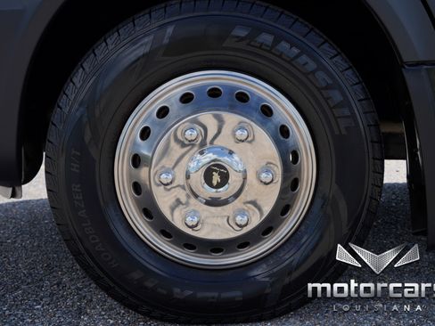 Used 2015 Mercedes-Benz Sprinter 3500 image 18