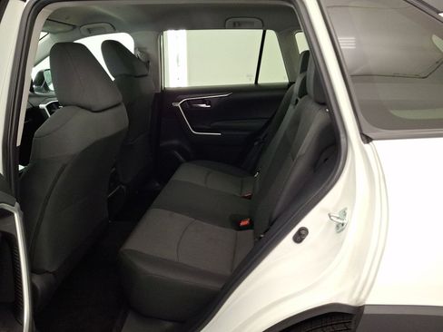 Used 2023 Toyota RAV4 XLE AWD/4WD image 11