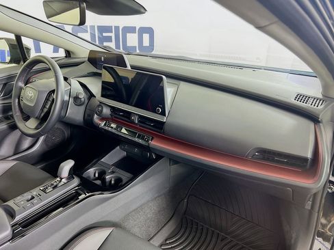 Used 2024 Toyota Prius Prime Premium image 33