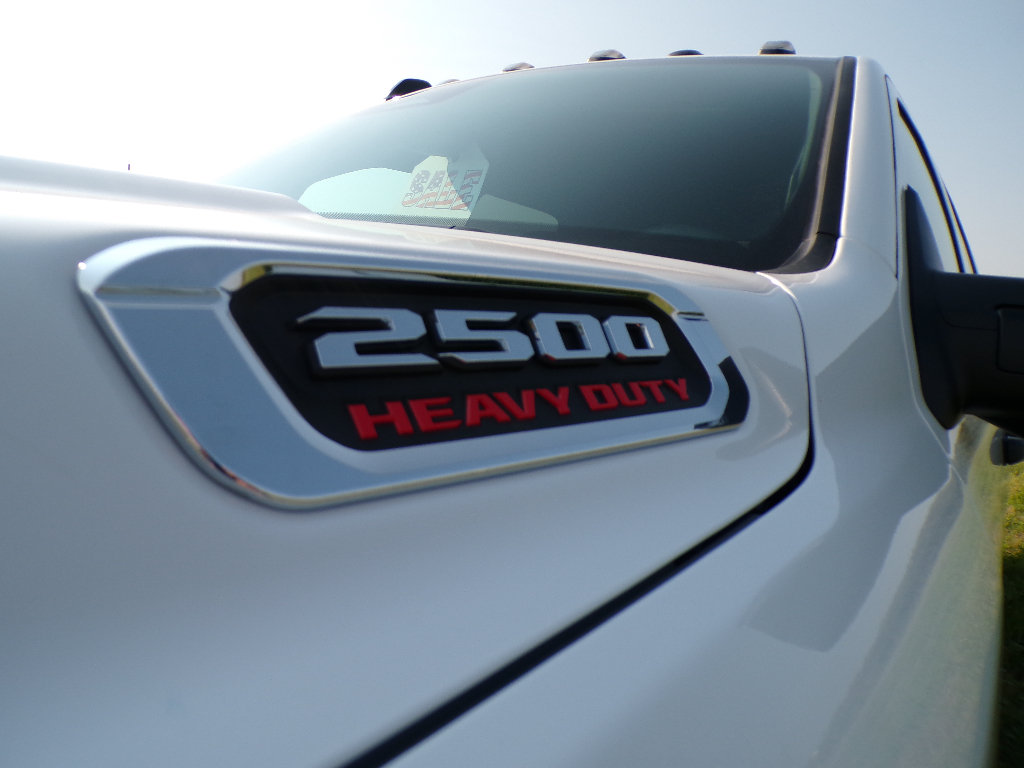New 2026 RAM 2500 Tradesman AWD/4WD image 18