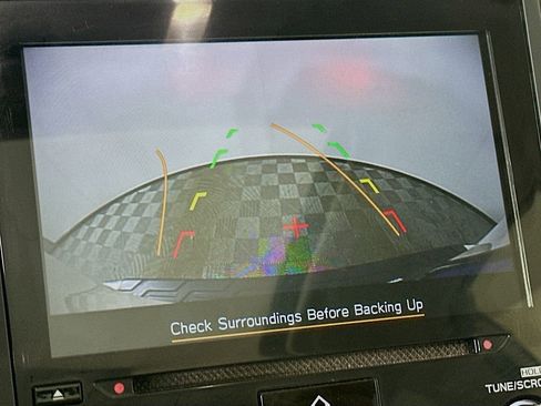 Used 2023 Subaru Forester Limited image 23