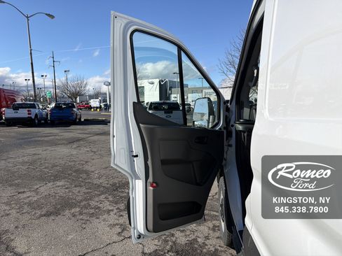 New 2026 Ford Transit 250 148 Medium Roof w/ Load Area Protection Package image 11