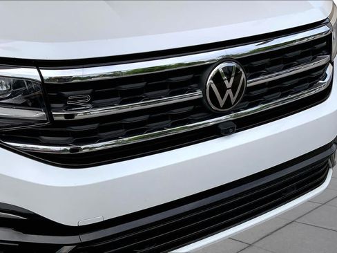 Used 2023 Volkswagen Atlas Cross Sport SEL Premium R-Line AWD/4WD image 30