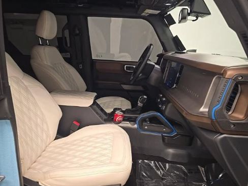 Used 2023 Ford Bronco Outer Banks AWD/4WD image 6
