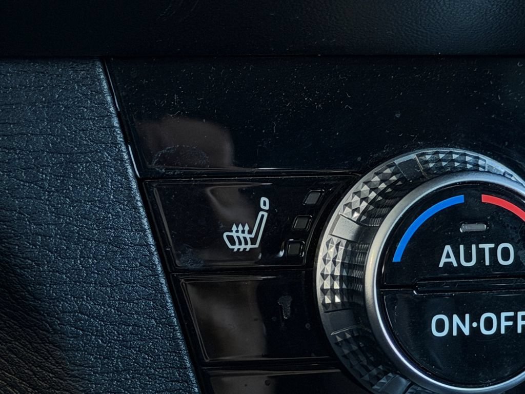 Used 2024 Mitsubishi Outlander SE FWD image 19