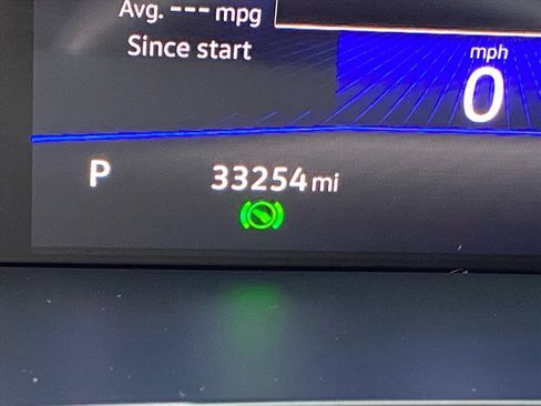 Certified 2023 Volkswagen Taos SE w/ Panoramic Sunroof Package image 15