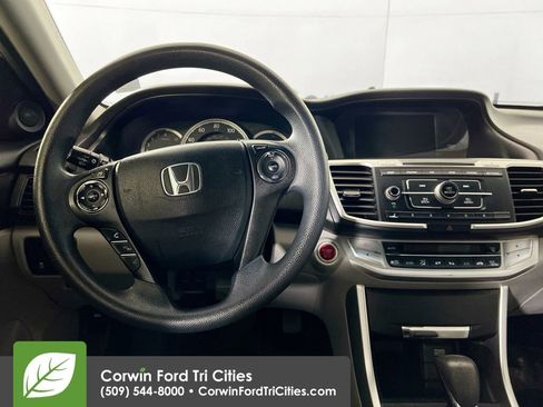 Used 2013 Honda Accord EX image 25