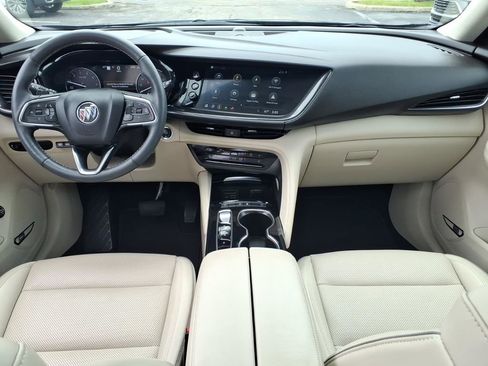 Certified 2022 Buick Envision Essence w/ Technology Package I FWD image 12