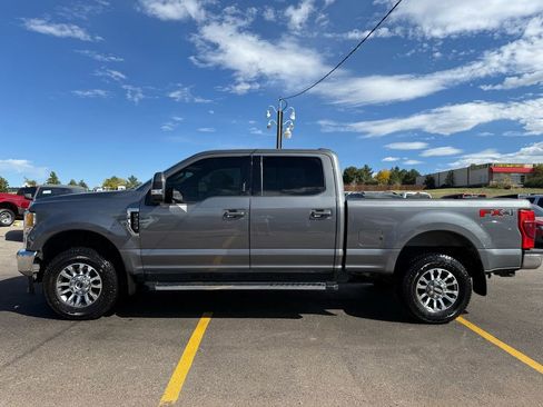 Used 2022 Ford F350 Lariat w/ FX4 Off-Road Package image 6