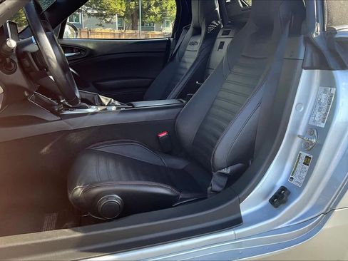 Used 2020 FIAT 124 Spider Abarth w/ Convenience Group image 27