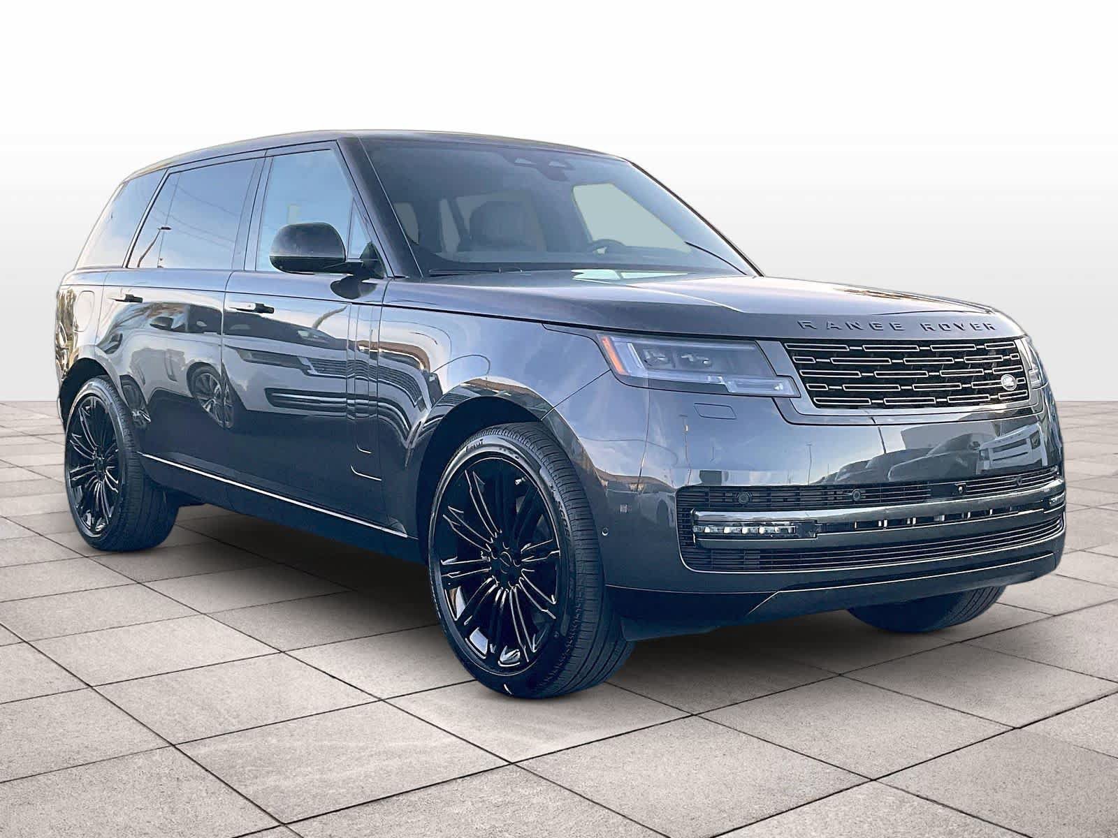 New 2026 Land Rover Range Rover Long Wheelbase SE AWD/4WD image 2