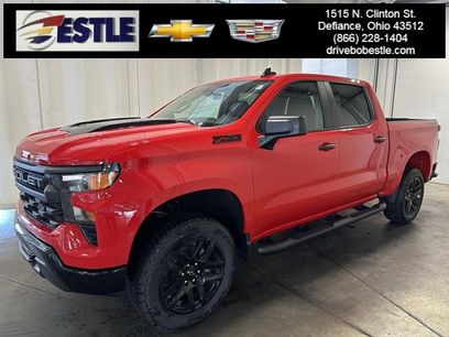 New 2024 Chevrolet Silverado 1500 Custom Trail Boss w/ Dark Appearance Package
