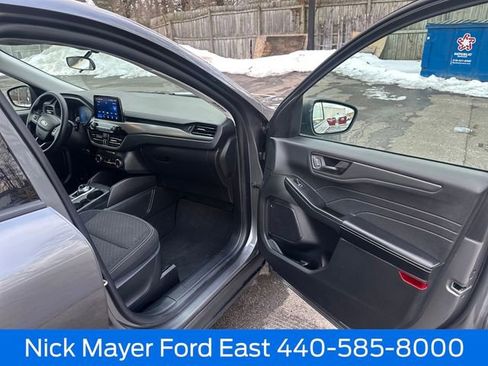 Certified 2025 Ford Escape Active image 9