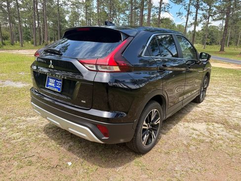 Used 2024 Mitsubishi Eclipse Cross AWD image 5