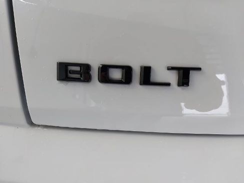 New 2027 Chevrolet Bolt LT FWD image 31