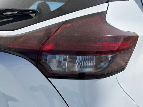 Certified 2021 Nissan Kicks S FWD image 13