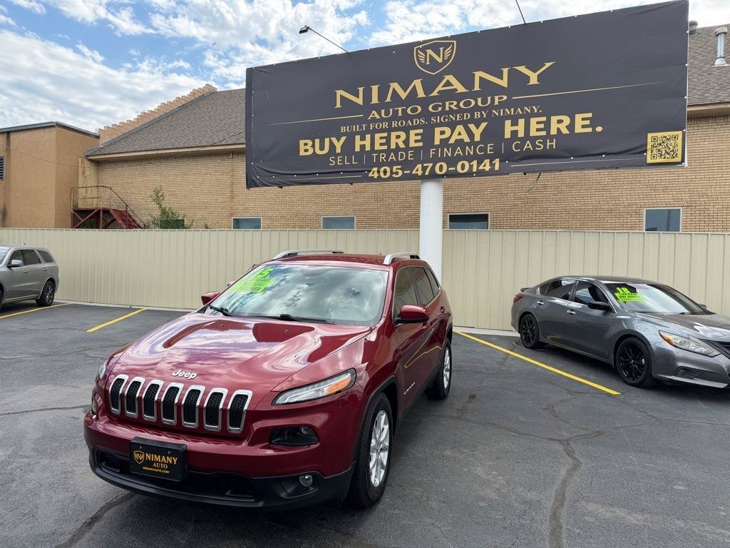Used 2015 Jeep Cherokee Latitude w/ Comfort/Convenience Group FWD image 3